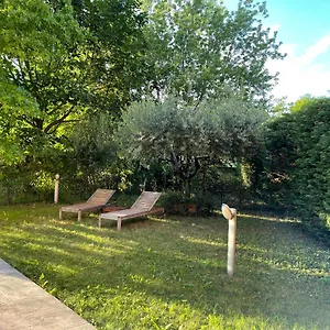 https://the-apartment.hotelinveneto.com